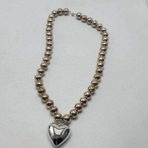 Puffy Heart Pendant Necklace Earrings Set With Silver Tone Beads Bow Accents - Picture 4 of 6